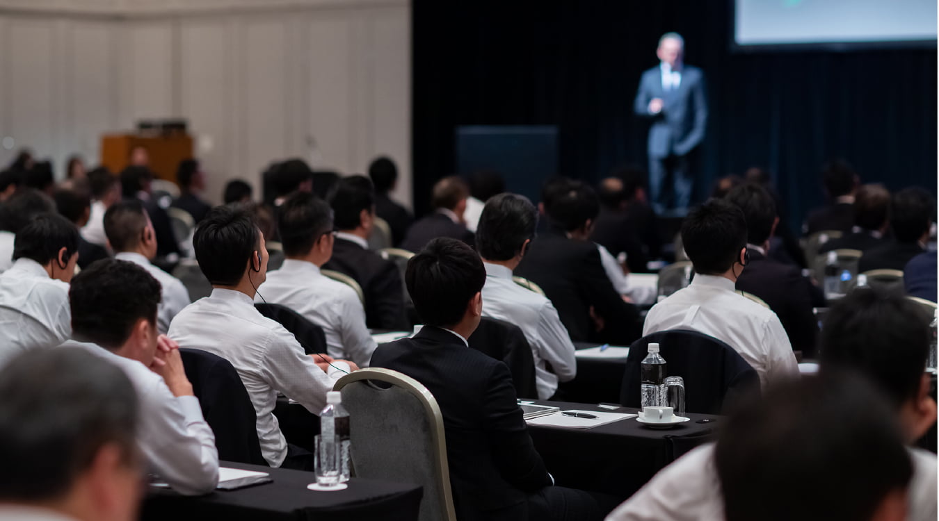 セミナー・講演会への<br />
講師派遣